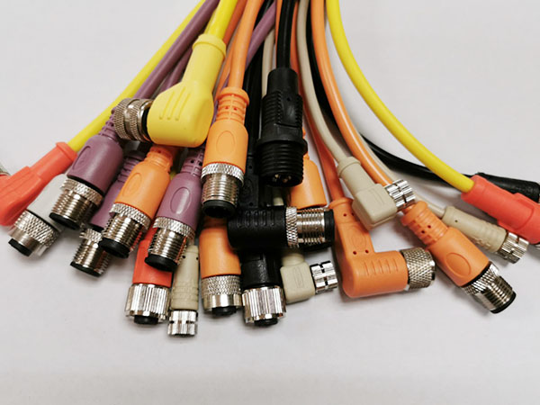 航空插头传感器连接线