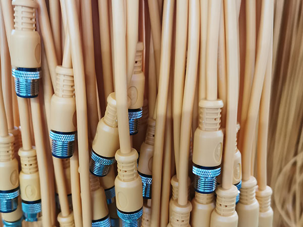 自动化设备连接线