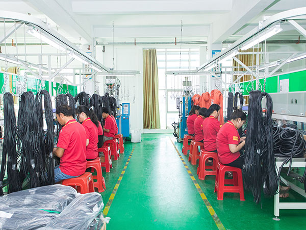 成品车间流水线操作